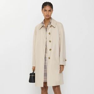 NWT Burberry The Camden women’s trench coat stone beige size 2